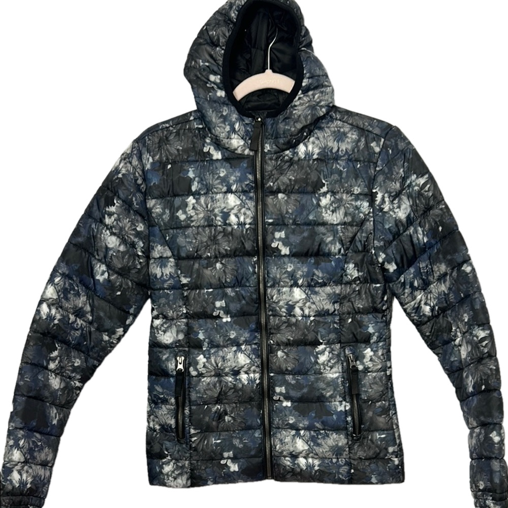 Kyodan Black and White Patterned Puffer Jacket